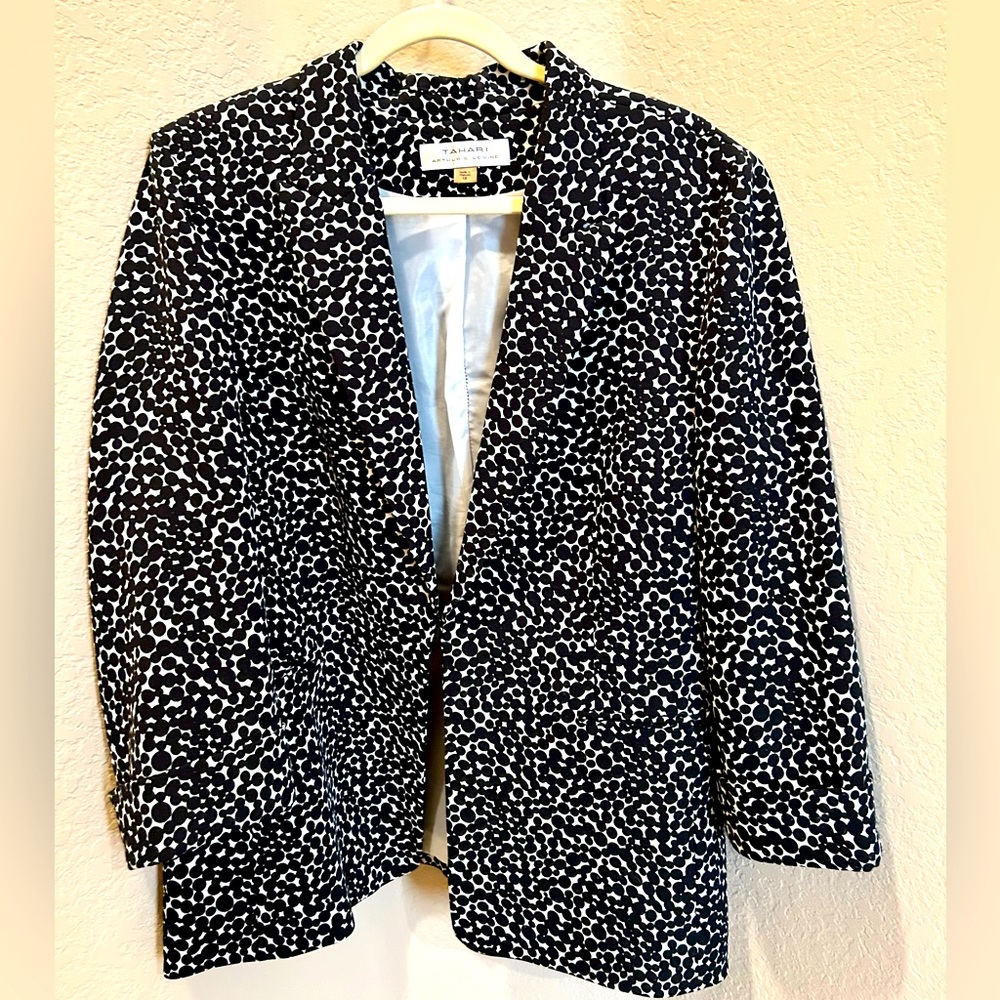 Adorable Ladies Jacket with Dot Print
